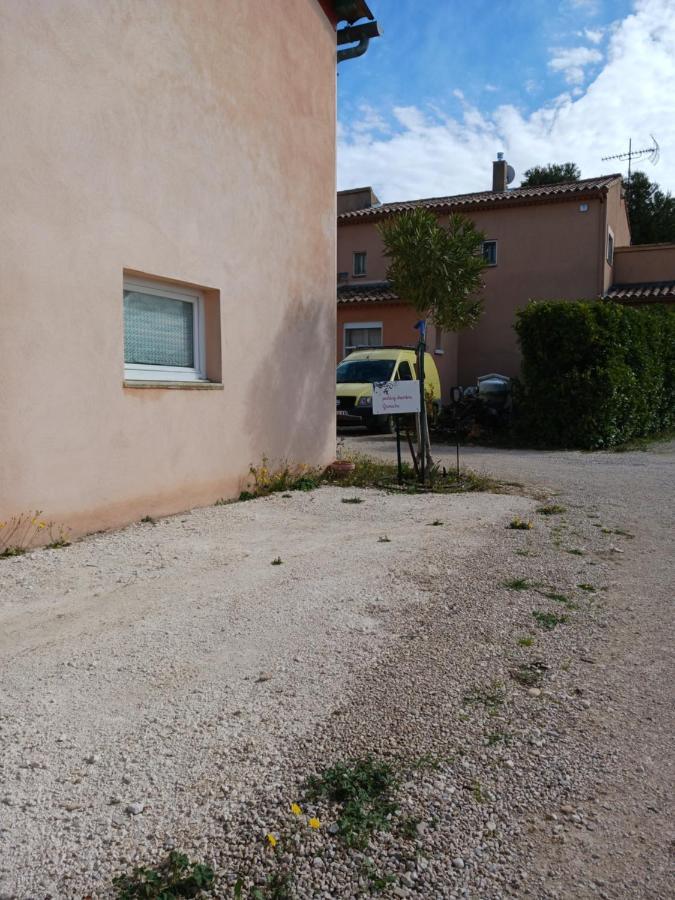 Vents D'anges Bed & Breakfast Sainte-Cecile-les-Vignes